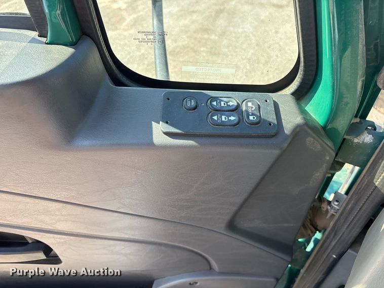 image for item OB9629 2016 International 7600 dump truck