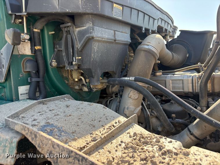 image for item OB9629 2016 International 7600 dump truck