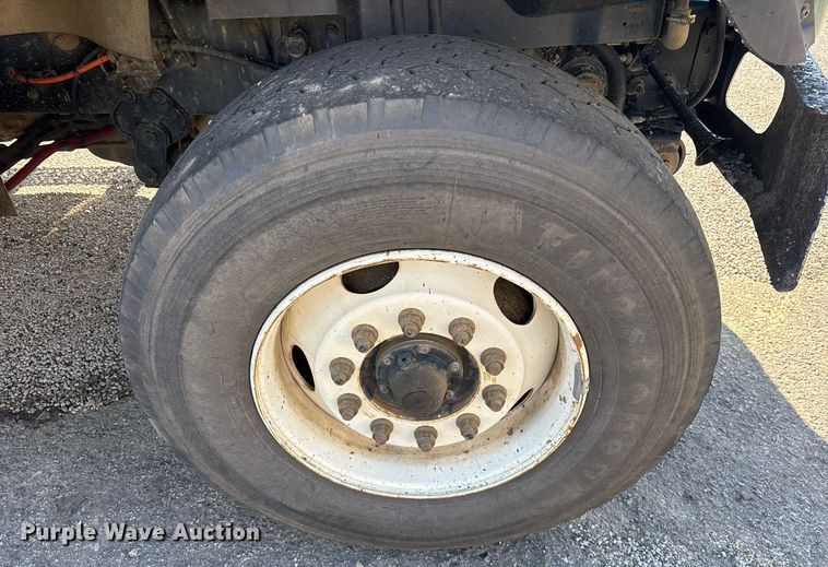 image for item OB9629 2016 International 7600 dump truck