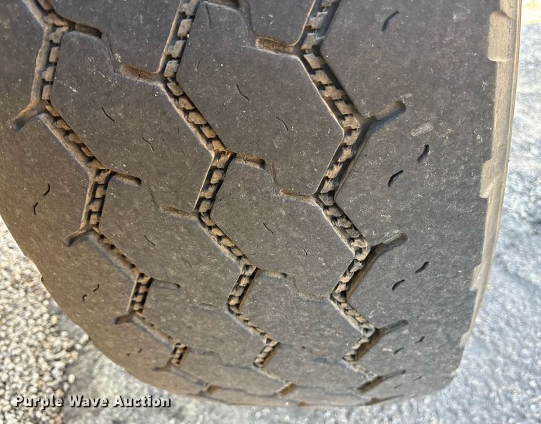 image for item OB9629 2016 International 7600 dump truck