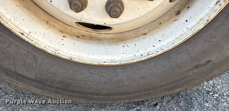 image for item OB9629 2016 International 7600 dump truck