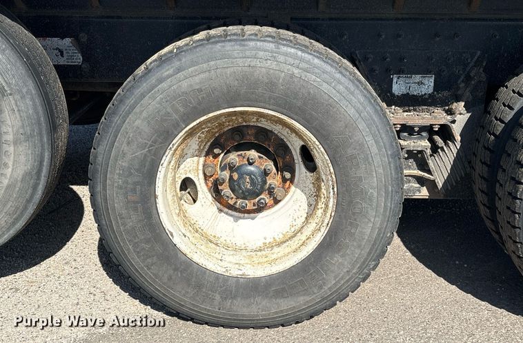 image for item OB9629 2016 International 7600 dump truck