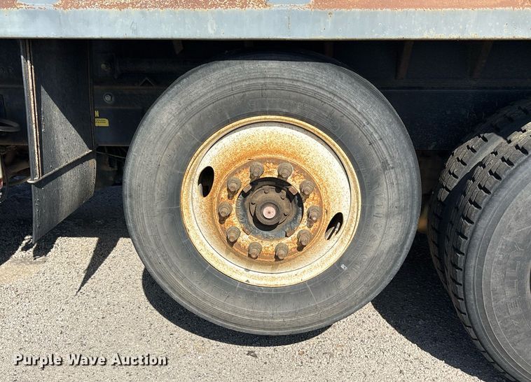 image for item OB9629 2016 International 7600 dump truck