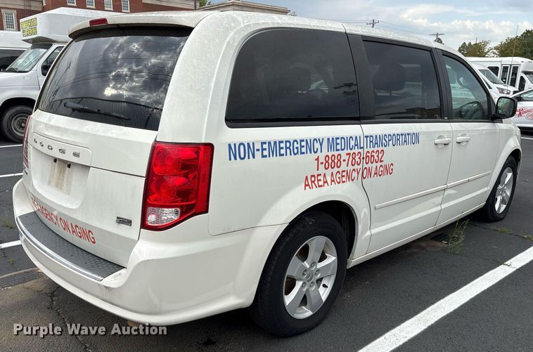 image for item OB9652 2013 Dodge Grand Caravan van