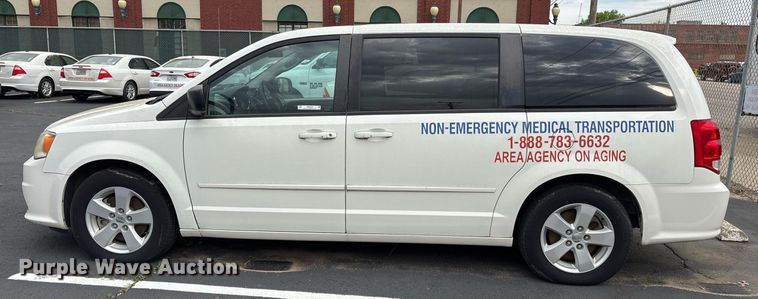 image for item OB9652 2013 Dodge Grand Caravan van