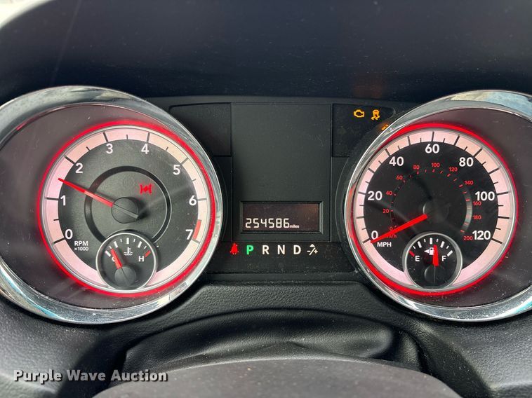 image for item OB9652 2013 Dodge Grand Caravan van