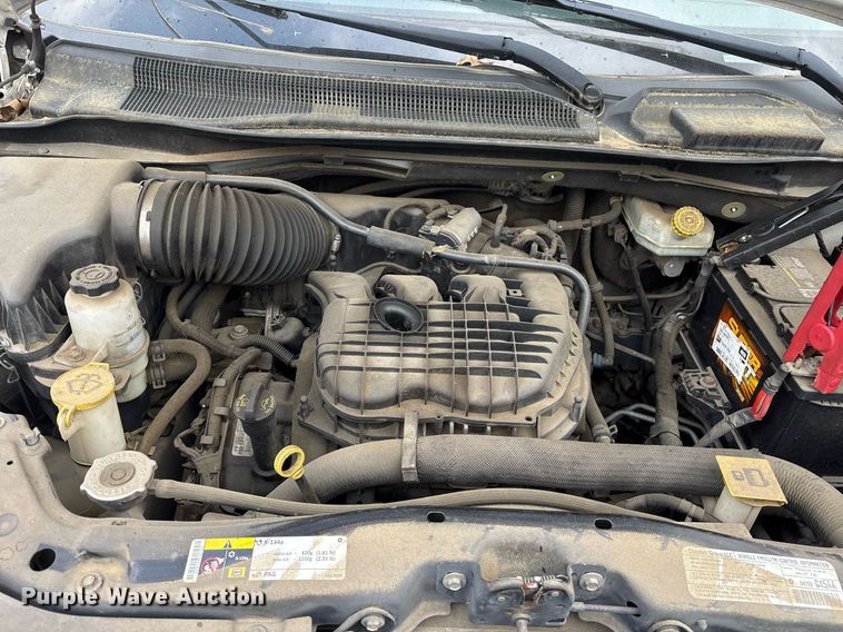 image for item OB9652 2013 Dodge Grand Caravan van