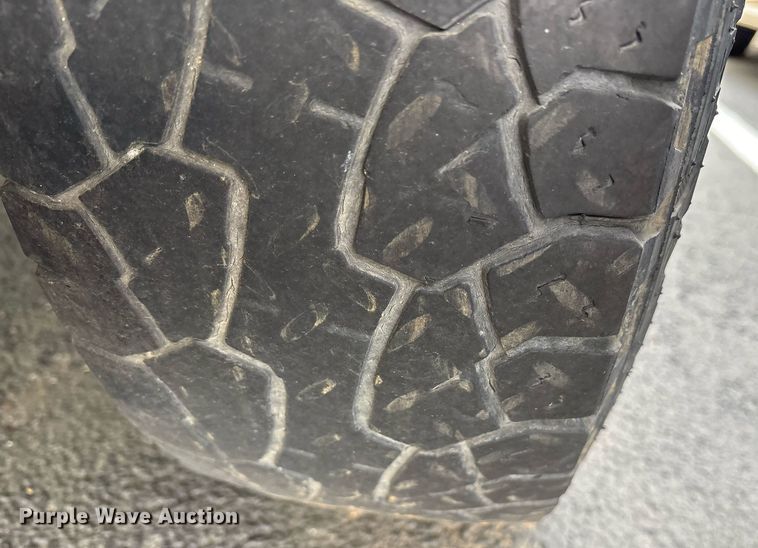 image for item OB9653 2010 Ford E350 Super Duty handicap accessible van