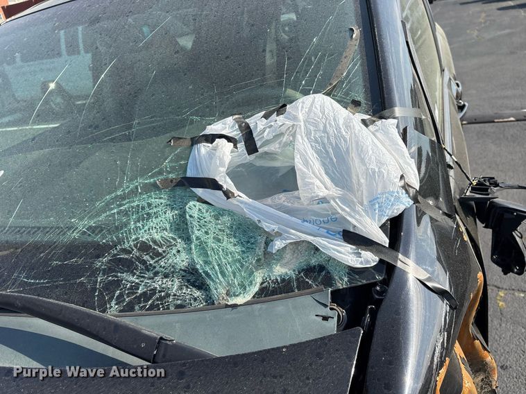 image for item OB9655 2014 Toyota Sienna LE van