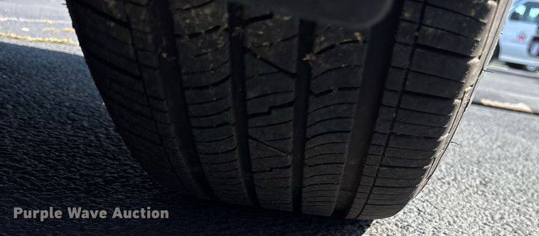 image for item OB9655 2014 Toyota Sienna LE van