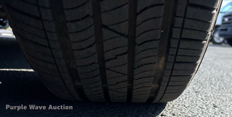 image for item OB9655 2014 Toyota Sienna LE van