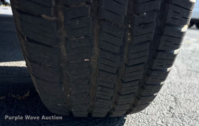 image for item OB9656 2014 Ford E350 Super Duty van