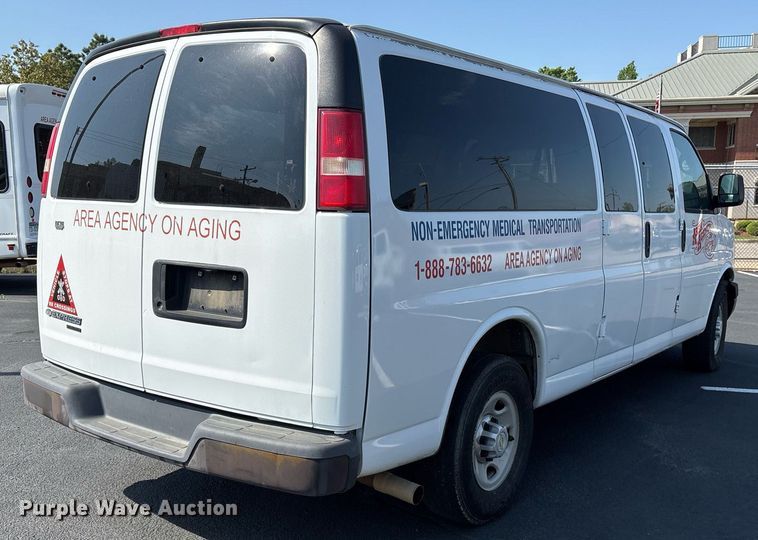 image for item OB9658 2014 Chevrolet Express G3500 van