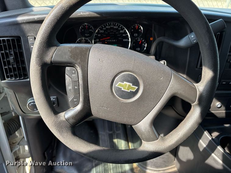 image for item OB9658 2014 Chevrolet Express G3500 van
