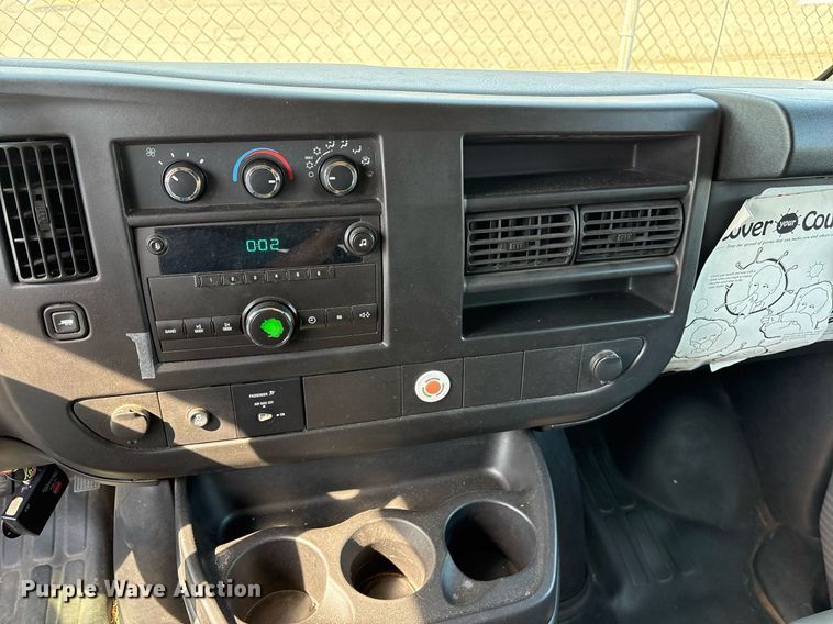 image for item OB9658 2014 Chevrolet Express G3500 van