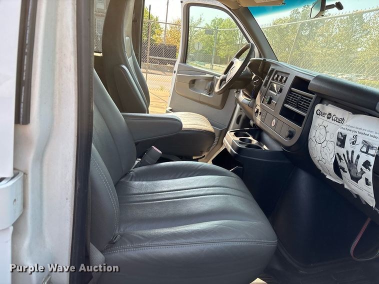 image for item OB9658 2014 Chevrolet Express G3500 van