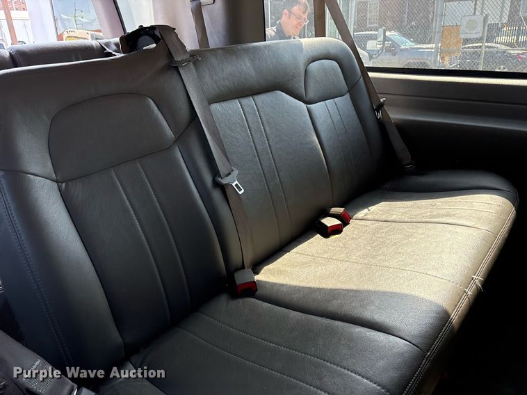 image for item OB9658 2014 Chevrolet Express G3500 van