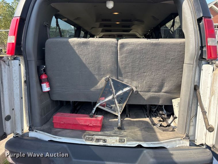 image for item OB9658 2014 Chevrolet Express G3500 van