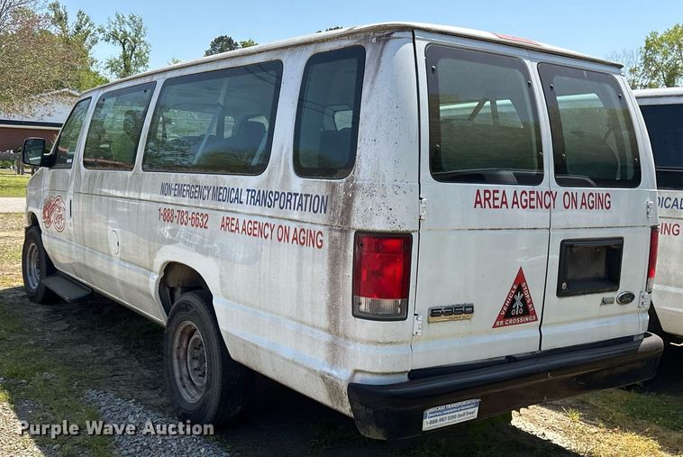 image for item OB9659 2013 Ford E350 Super Duty van