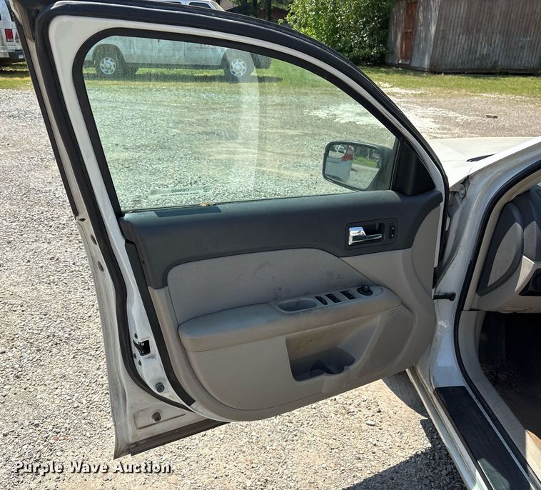 image for item OB9660 2011 Ford Fusion 