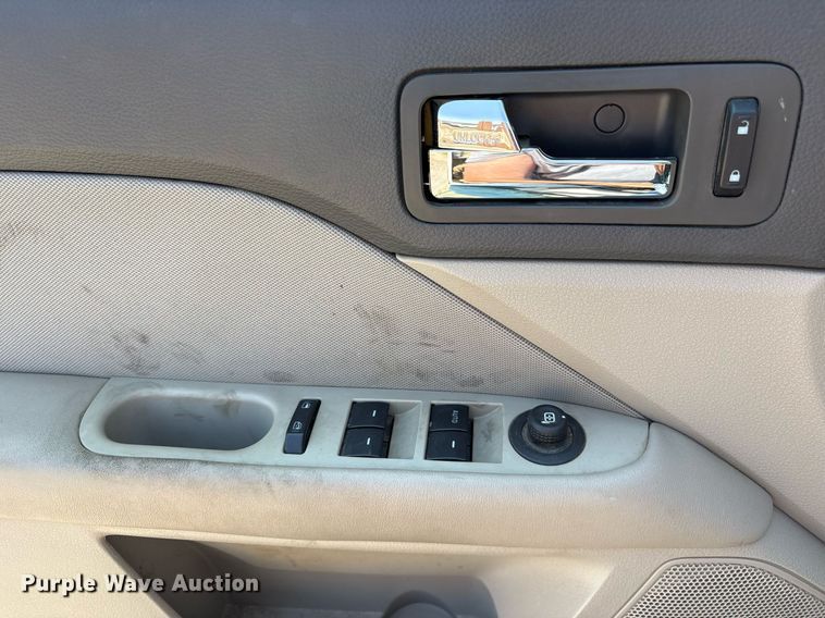 image for item OB9660 2011 Ford Fusion 