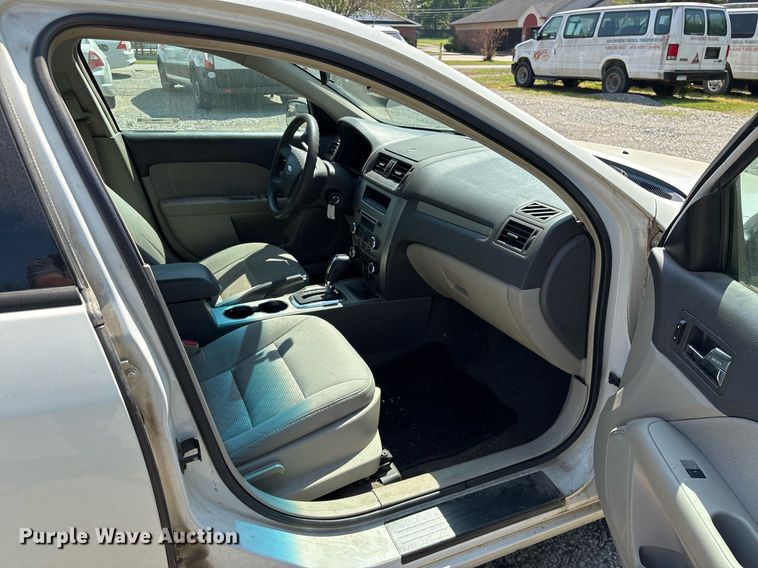 image for item OB9660 2011 Ford Fusion 