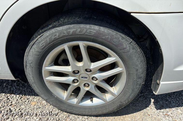 image for item OB9660 2011 Ford Fusion 