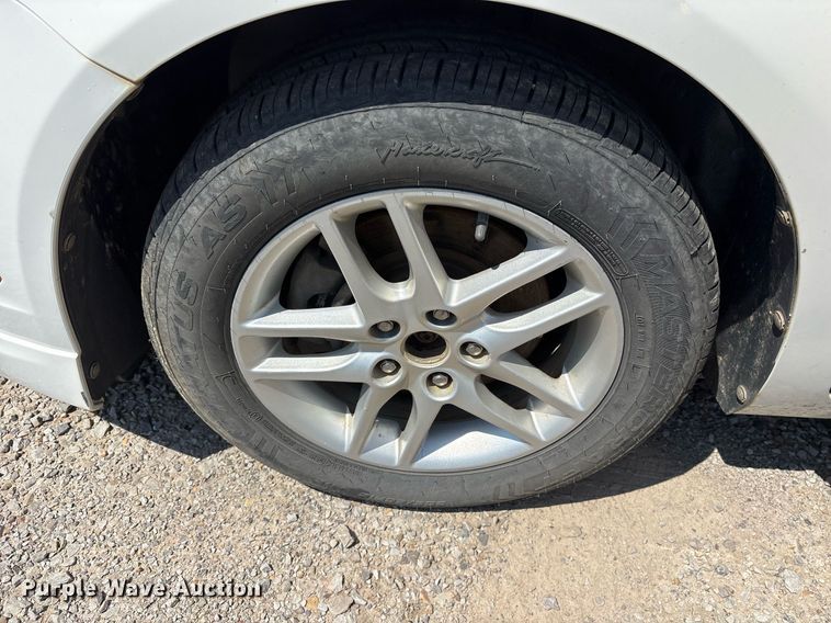 image for item OB9660 2011 Ford Fusion 