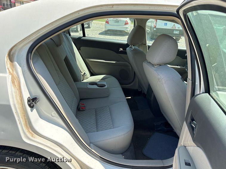 image for item OB9661 2011 Ford Fusion 