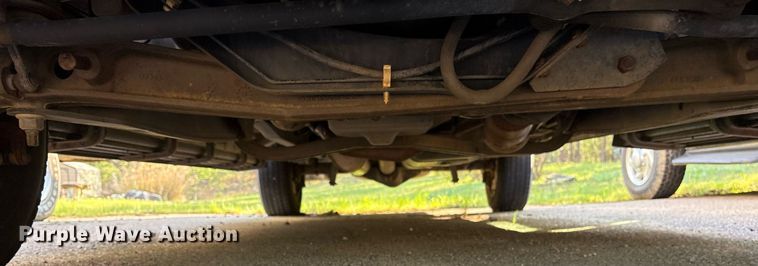 image for item OB9663 2014 Ford E350 Super Duty XL van