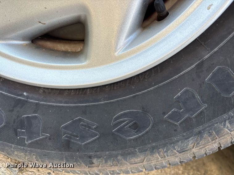 image for item OB9663 2014 Ford E350 Super Duty XL van