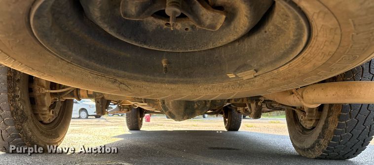 image for item OB9664 2013 Ford E350 Super Duty XL van