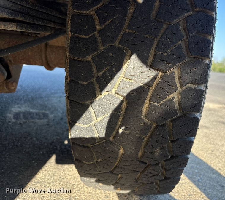 image for item OB9664 2013 Ford E350 Super Duty XL van