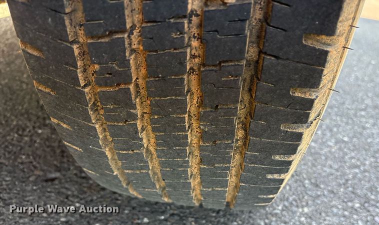 image for item OB9665 2013 Ford E350 Super Duty XL van