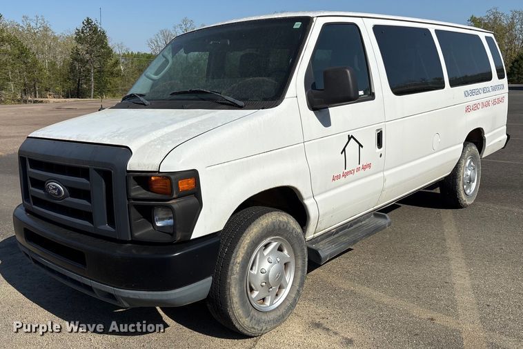 image for item OB9666 2014 Ford E350 Super Duty XL van