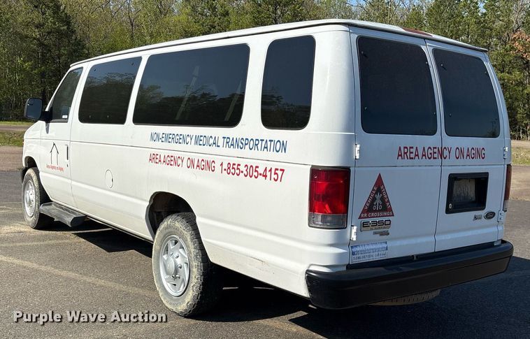 image for item OB9666 2014 Ford E350 Super Duty XL van