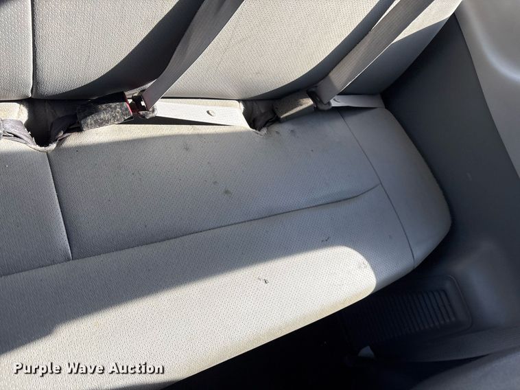 image for item OB9666 2014 Ford E350 Super Duty XL van