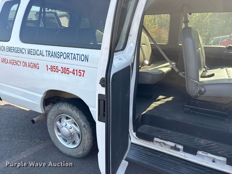 image for item OB9666 2014 Ford E350 Super Duty XL van