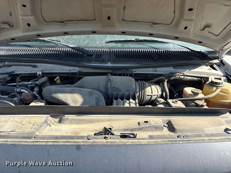 image for item OB9666 2014 Ford E350 Super Duty XL van