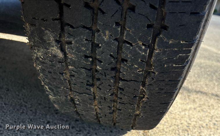 image for item OB9666 2014 Ford E350 Super Duty XL van