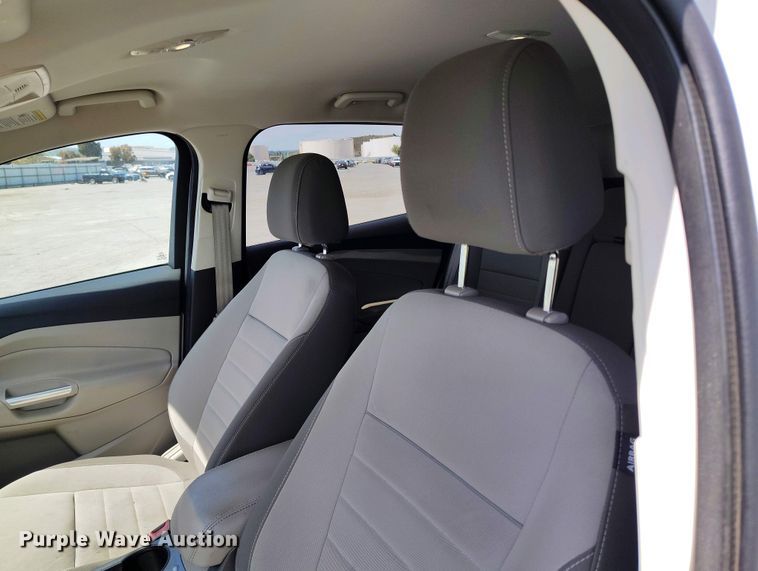 image for item YA0463 2013 Ford Escape SE SUV