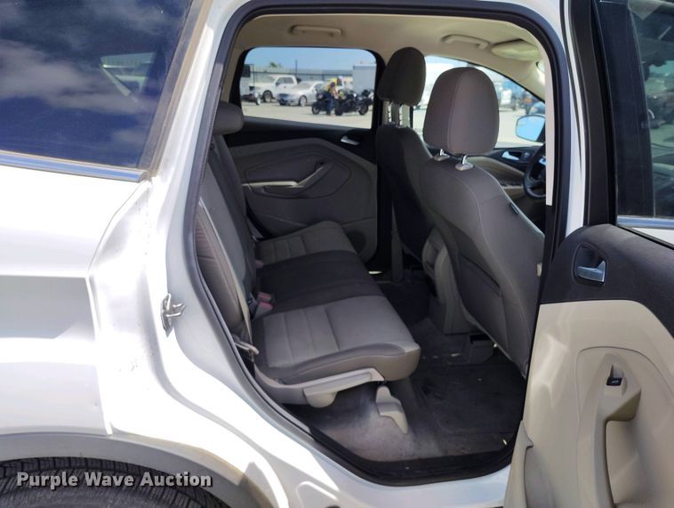 image for item YA0463 2013 Ford Escape SE SUV