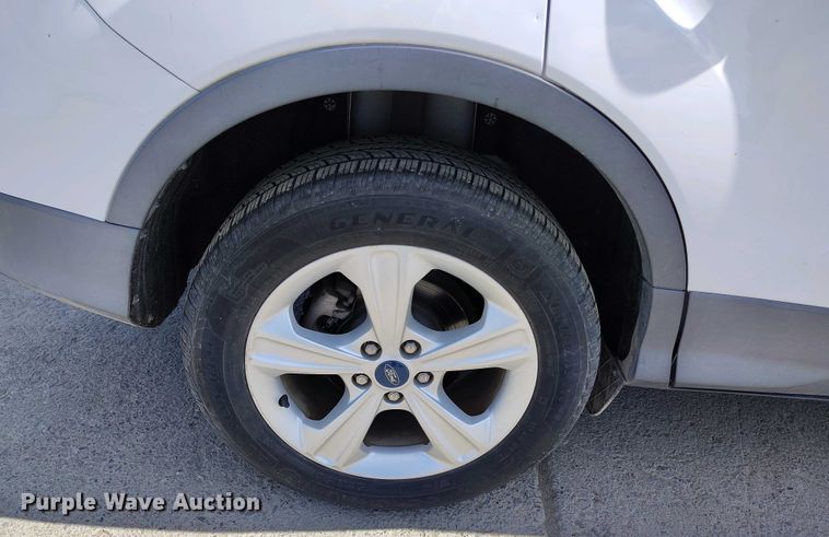 image for item YA0463 2013 Ford Escape SE SUV