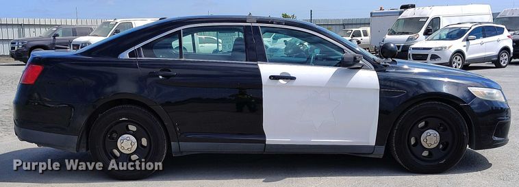 image for item YA0466 2013 Ford Taurus Police Interceptor 
