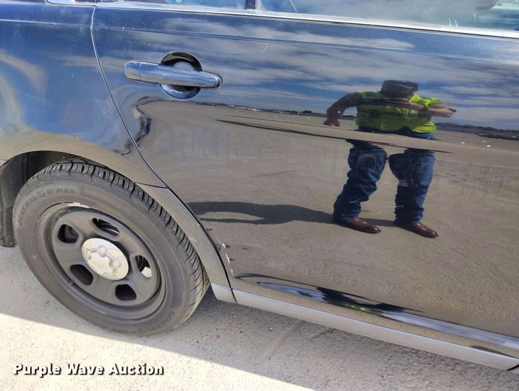 image for item YA0466 2013 Ford Taurus Police Interceptor 