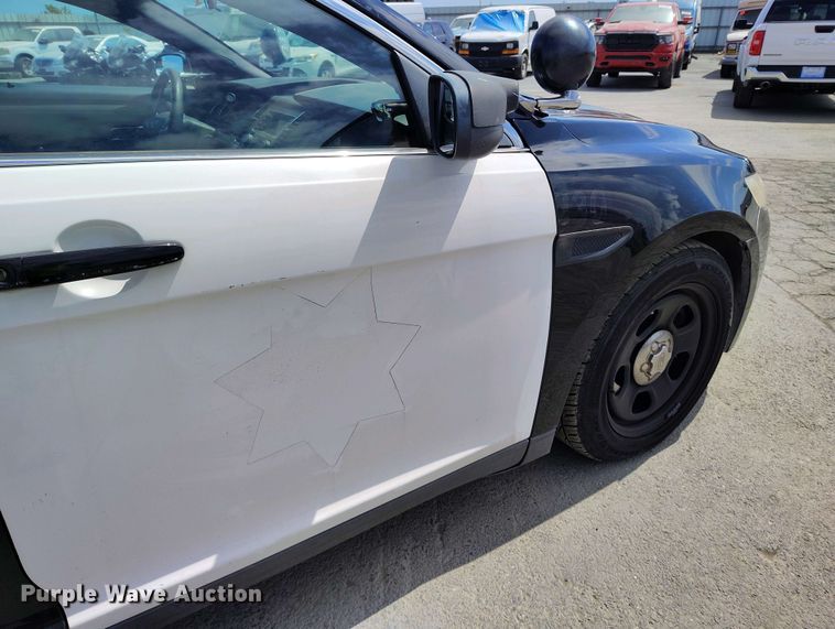 image for item YA0466 2013 Ford Taurus Police Interceptor 
