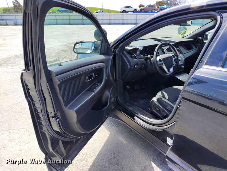 image for item YA0466 2013 Ford Taurus Police Interceptor 