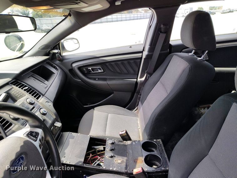 image for item YA0466 2013 Ford Taurus Police Interceptor 