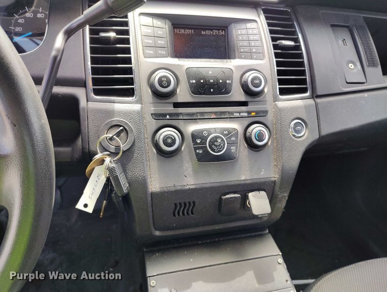 image for item YA0466 2013 Ford Taurus Police Interceptor 