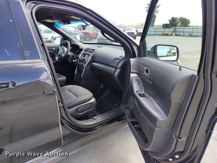 image for item YA0467 2015 Ford Explorer Police Interceptor SUV